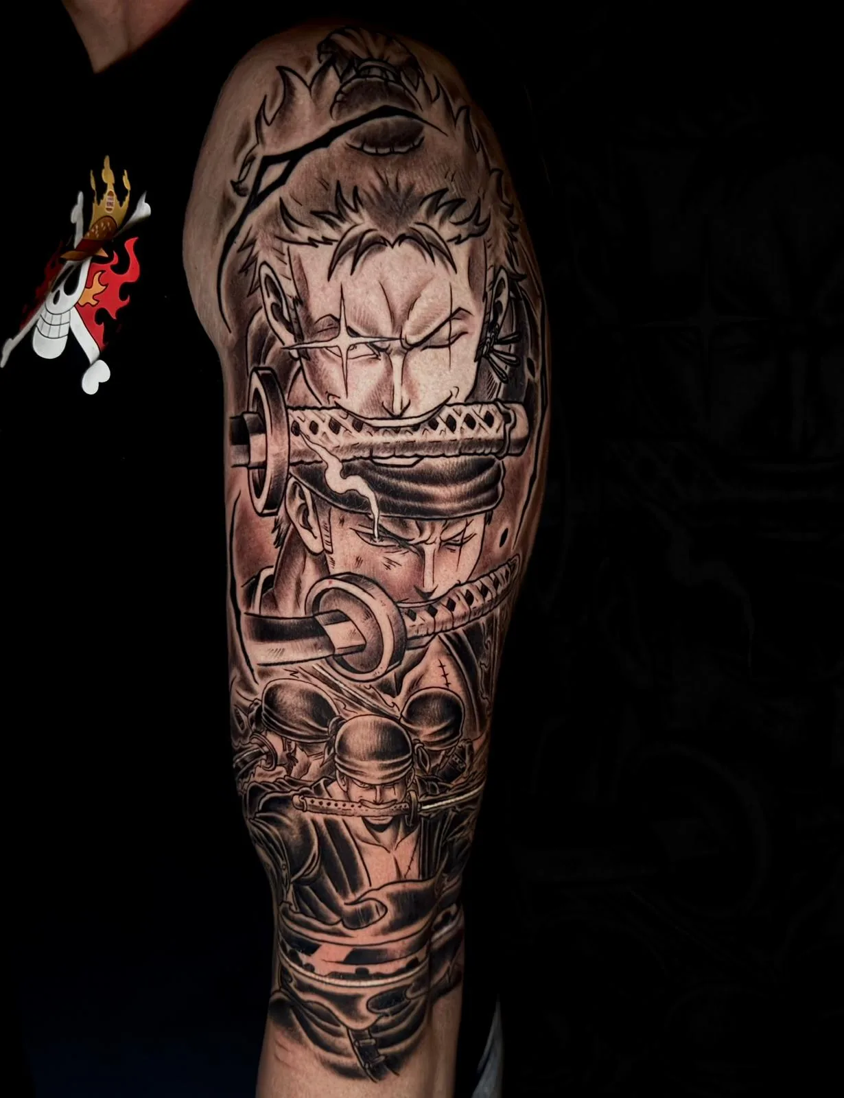 Anime - Zoro em preto e cinza