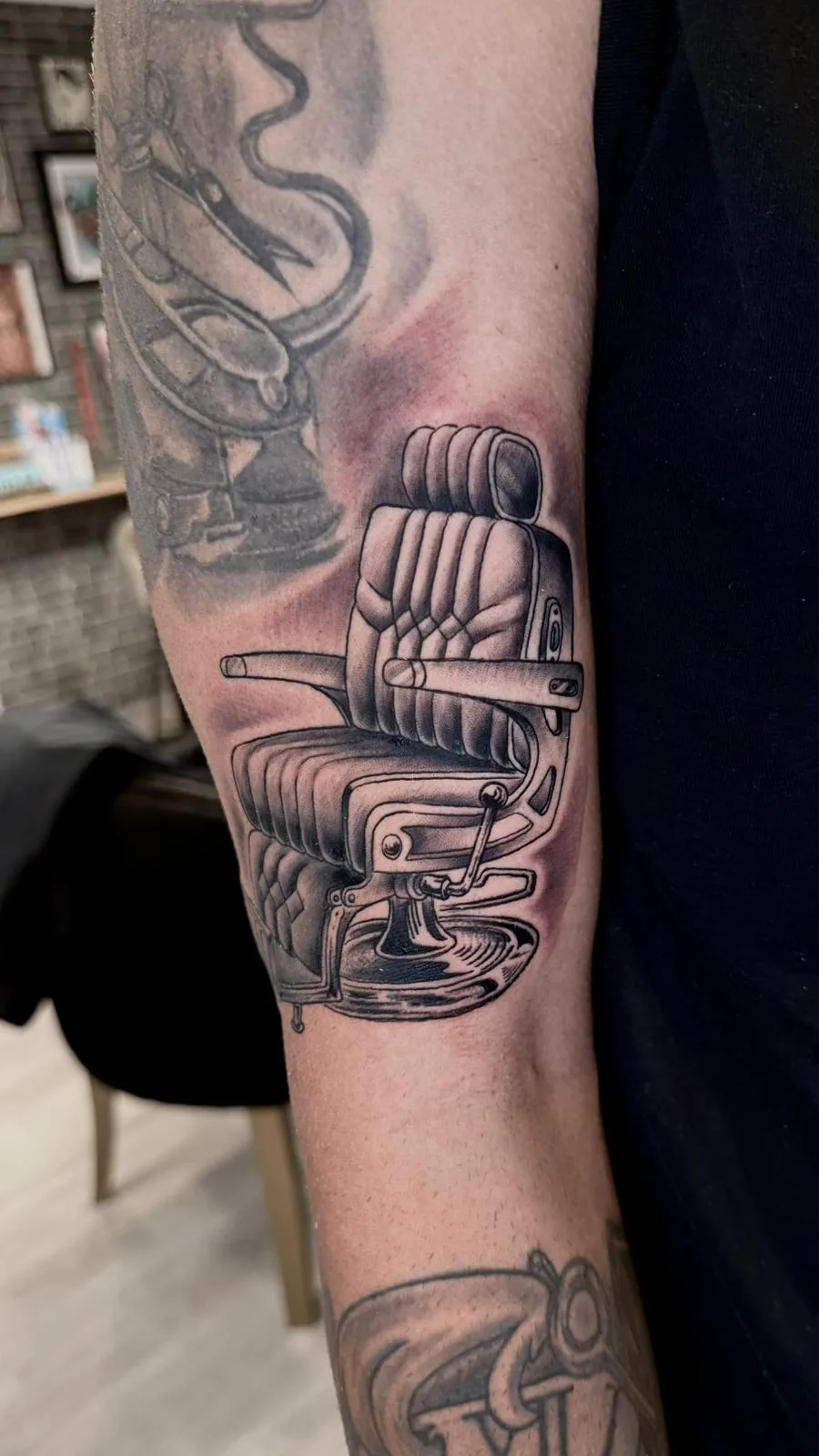 Black & Grey - Cadeira de barbeiro